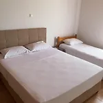 Lina's House